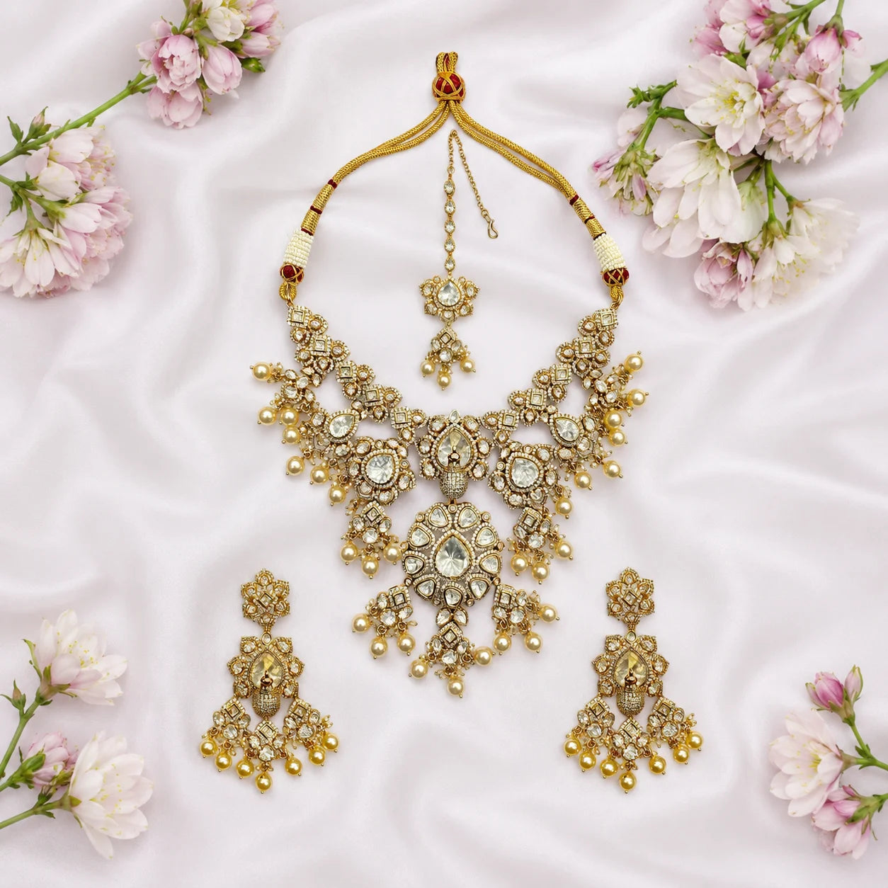 Necklace Set With Tikka